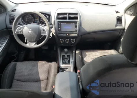 2018 Mitsubishi Outlander Sport Es z USA, uszkodzony, nr VIN JA4AP3AU5JU006061